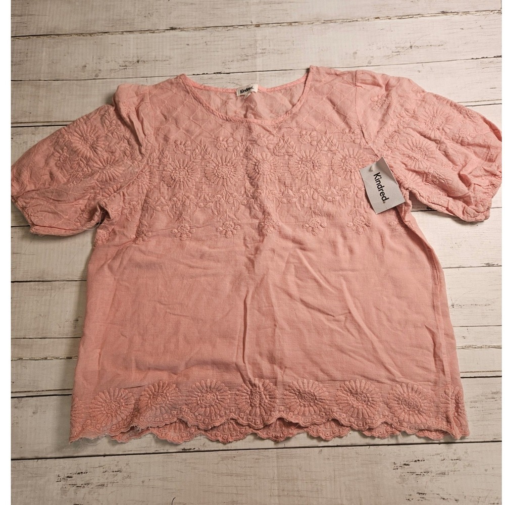 NWT Kindred Womens XL Pink Embroidered Cotton Blouse Short Sleeve Scalloped Hem